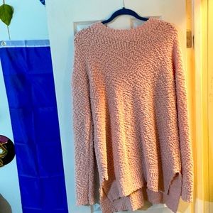 Supper Comfy and cozy Sweater for cooler seasons;)